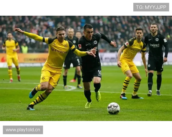 拜仁防守体系漏洞频出：对关键阶段稳定性及争冠形势产生影响